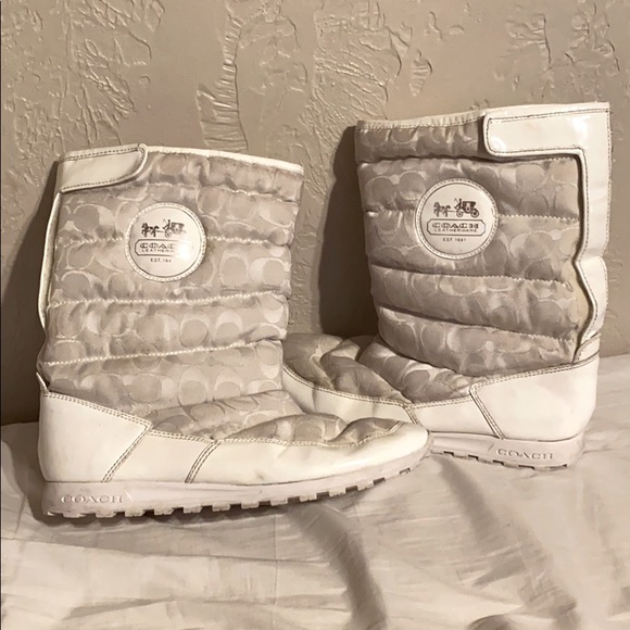 Coach white snow boots stagecoach Jordy 11